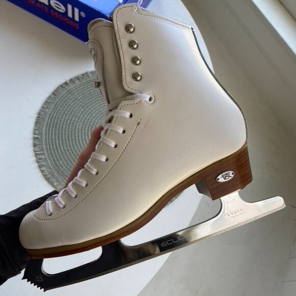Riedell Motion Ice Skates – Size 5.5 Medium Width – Excellent Condition - Picture 2 of 5